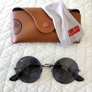 Ray-Ban Circular Sunglasses.